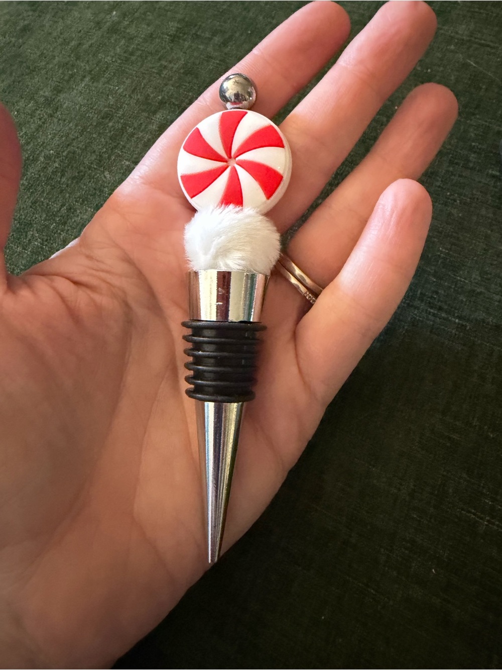 Handmade holiday pens with charms and beads, perfect gift - Picture 4 of 10